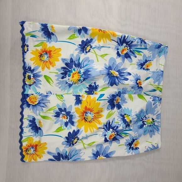 Patrick Christopher Vintage White  Floral Skirt - Picture 7 of 10